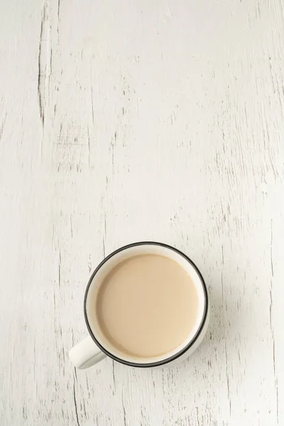 Une Tasse Café Latte Sur Une Table Bois Blanc Avec — Photo