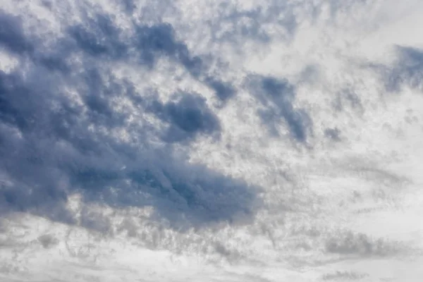 Nubes de tormenta oscura fondo — Foto de Stock