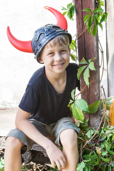 Happy boy in viking helmet — Stock Photo, Image