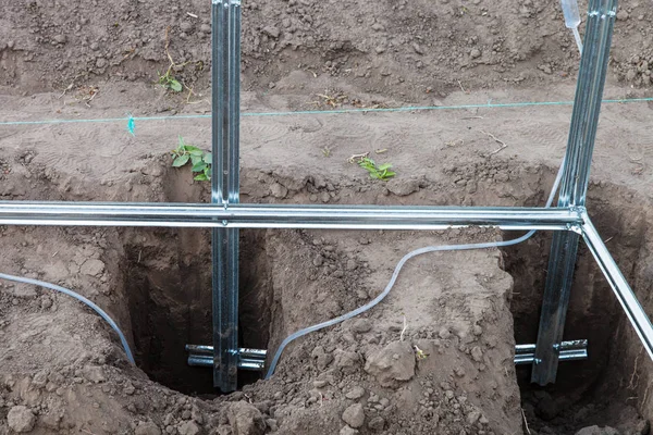 Installatie van frame broeikasgassen buitenshuis — Stockfoto