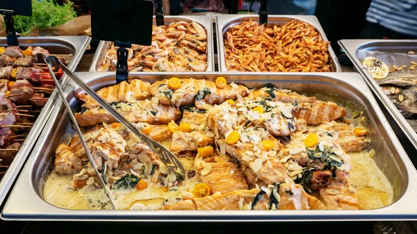 Продуктовий Стенд Продає Традиційну Вуличну Їжу Морепродукти Фестивалі Вуличної Їжі — стокове фото