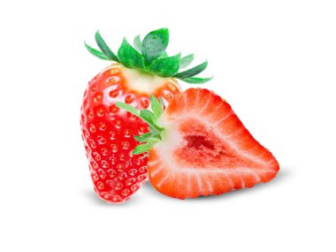 Çilek beyazda izole edilmiş