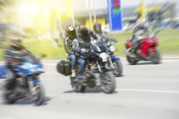 Corrida dinâmica de motos — Fotografia de Stock