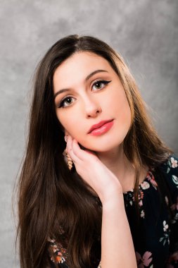 Resmi Studio Kafkas lise kıdemli portresi