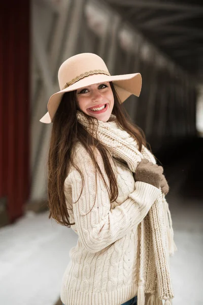 Caucasion lise kıdemli