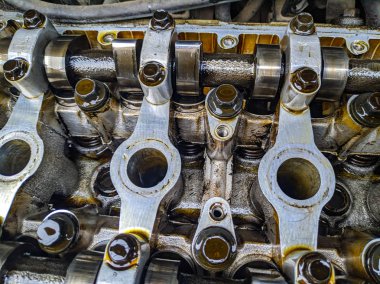 Eski içten yanmalı motor. Benzin ve dizel motor. motor dişlileri