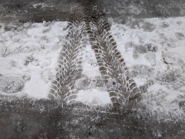 Reifenspuren Schnee — Stockfoto