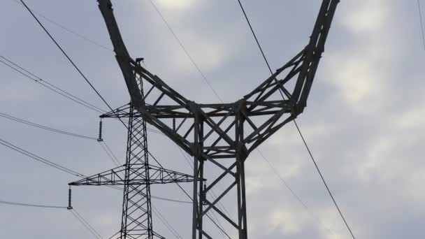 Hoogmasthoogspanningsleidingen Elektrische Draden — Stockvideo