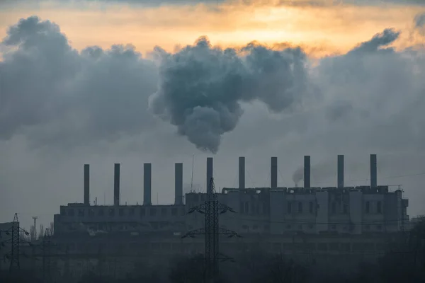 Gyárak Csövei Gyári Kéményekből Származó Füst — Stock Fotó
