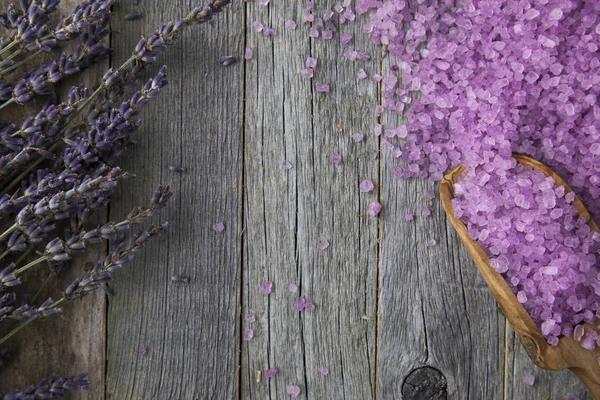 Sais de banho de lavanda — Fotografia de Stock