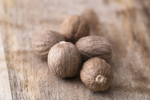 Whole Nutmeg — Stock Photo, Image