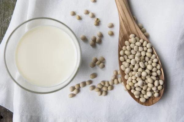 Soybeans and Soy milk Flat Lay — Stock Photo, Image