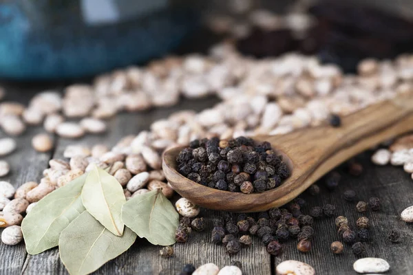 Wooden Spoon of Peppercorns — Stock Photo, Image
