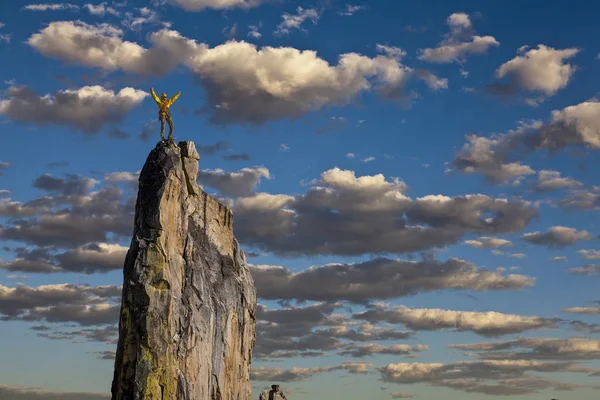 Climbers on the edge. — Stock Photo, Image