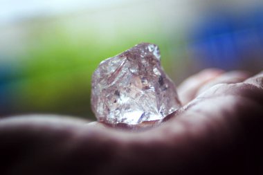 Küçük kırmızı mavi mermer