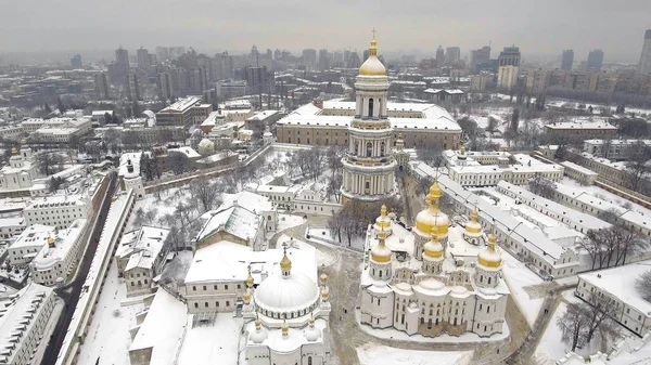 Vue aérienne Kiev-Pechersk Lavra en hiver, Kiev, Ukraine. — Photo