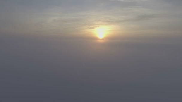 Vista aérea sobre las nubes. — Vídeos de Stock