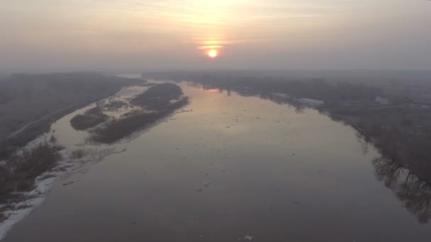 Aerial view of sunrise above winding river in Ukraine — Stock Video