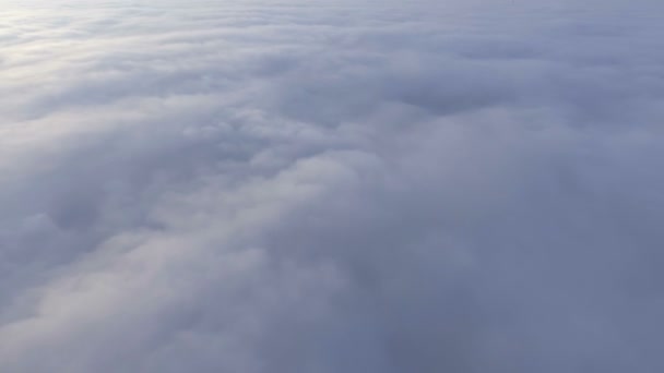Schöne Wolken Ansicht von Flugzeug Drohnenaufnahmen Wetter flauschige Wolkenlandschaft — Stockvideo