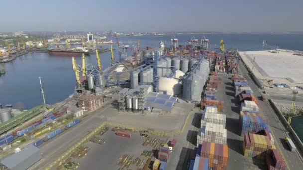 Odessa, UKRAINE - MAY 6, 2017: Aerial view on Odessa sea trading port activity — Stock Video