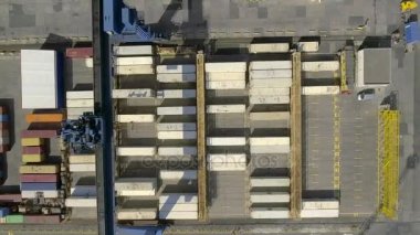 Odessa, Ukrayna - 6 Mayıs 2017: Bağlantı noktası işlem yapabilmek Odessa Denizi havadan görünümü