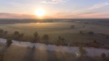 Sis alan şafağın havadan görünümü