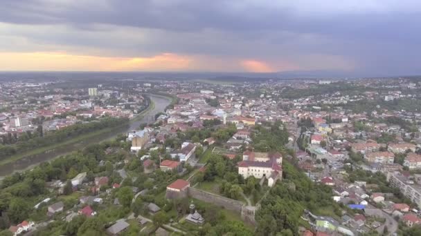 A légi felvétel a vár Uzhhorod, Ukrajna — Stock videók