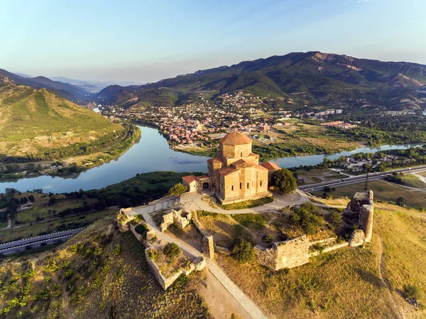 Jvary Manastırı yakınındaki Mtsheta, Gürcistan.