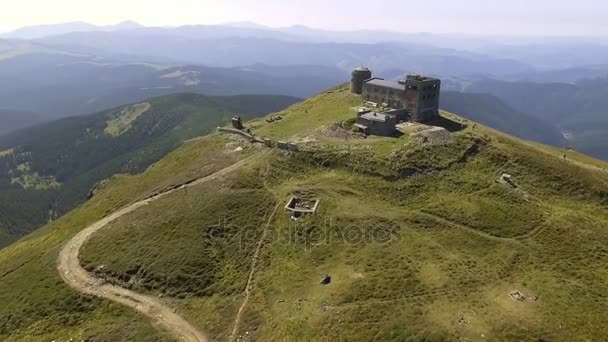 Aerial Drone Footage View: old abandoned observatory on mountains Pip Ivan. Carpathian, Ukraine, Europe. Majestic landscape. Beauty. — Stock Video