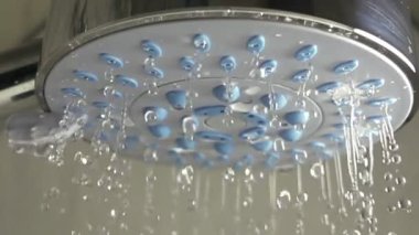 Duş başlığı, ağır çekim dışarı su spreyleri