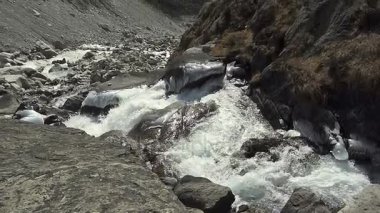 Panoramik Dağları Himalayalar, Nepal, herhangi bir zamanda merkez kampa giden hiking izinde.