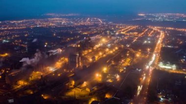 Hava Hızı Zamanaşımı Endüstriyel Enerji Santralinin Gece Sahnesi