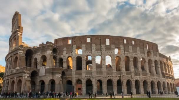 Koloseum nebo Kolosea timelapse, Flaviovský amfiteátr v Římě, Itálie — Stock video