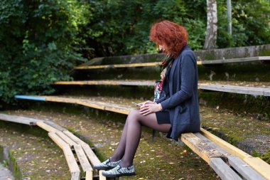 Bir tablet saygısız kız