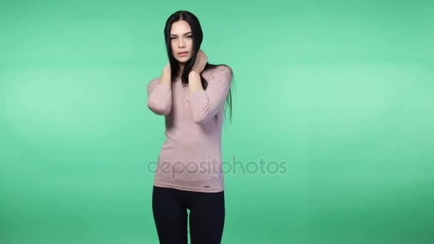 Young brunette woman smoothly moving — Stock Video