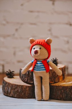 Amigurumi oyuncağı. Oyuncak ayı.