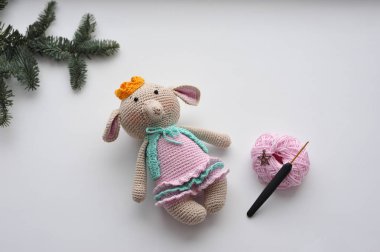 Amigurumi örgü tekniği fil oyuncak örme