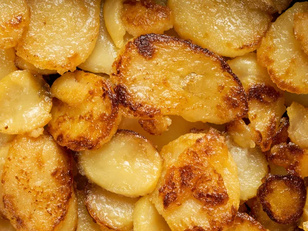 Rústico dorado alemán pan frito patata bratkartofflen alimentos backgr —  Fotos de Stock