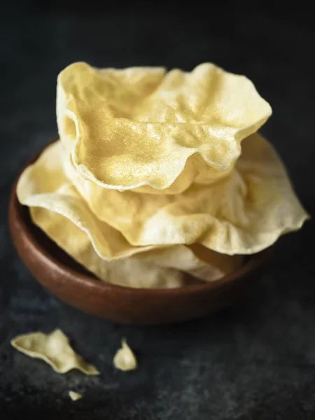 Rustikální indické papadum ostrý — Stock fotografie