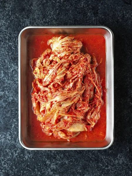 Cavolo fermentato coreano rustico kimchi — Foto Stock