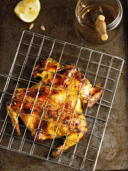 Rustykalne kurczak z grilla — Zdjęcie stockowe