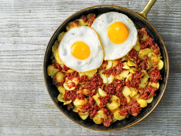 Rustieke corned beef hash — Stockfoto