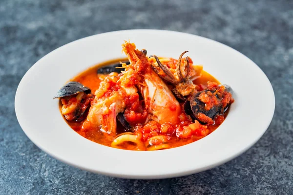 Italian american seafood stew cioppino — Stock Photo, Image