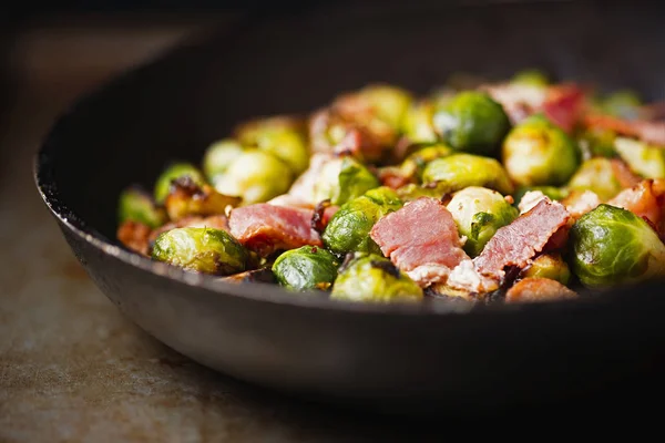 Rustic pan roasted brussels sprouts with bacon — ストック写真