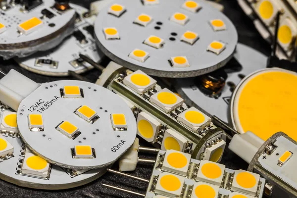 Várias lâmpadas LED G4 com chips diferentes — Fotografia de Stock