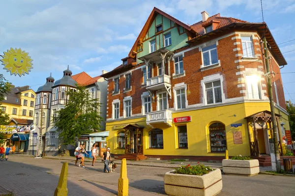 Svetlogorsk, Rusya - 26 Ekim 2016: Sonbahar günü bir townscape — Stok fotoğraf