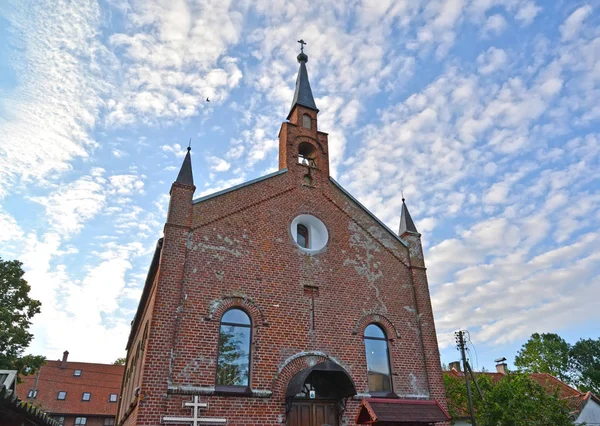 Fragment av kyrkan av Sankt Sergius av Radonezh (tidigare lutherska kyrkan av Rossitten). Kaliningradområdet — Stockfoto