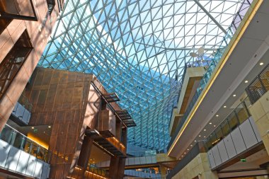 Warsaw, Polonya - 28 Ağustos 2014: Alışveriş Merkezi 