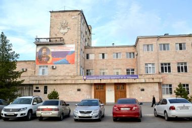 Elista, Rusya - 18 Nisan 2017: Bina b, Devlet Üniversitesi Kalmyk B. Gorodovikov