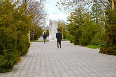 Elista, Rusya - 19 Nisan 2017: Bir heykel 